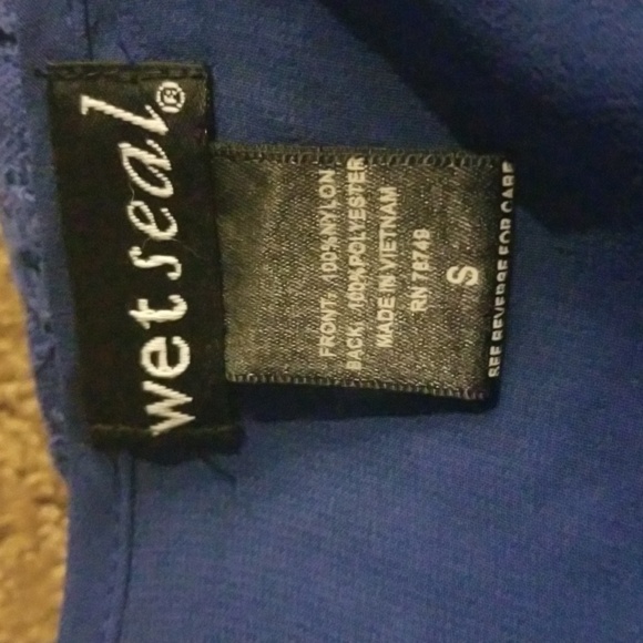 COPY - Lace Tank Top Bundle (3) size Small & Medium - Picture 5 of 5